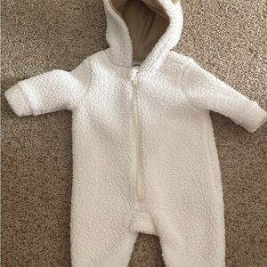 Old Navy White Sherpa Baby Footie